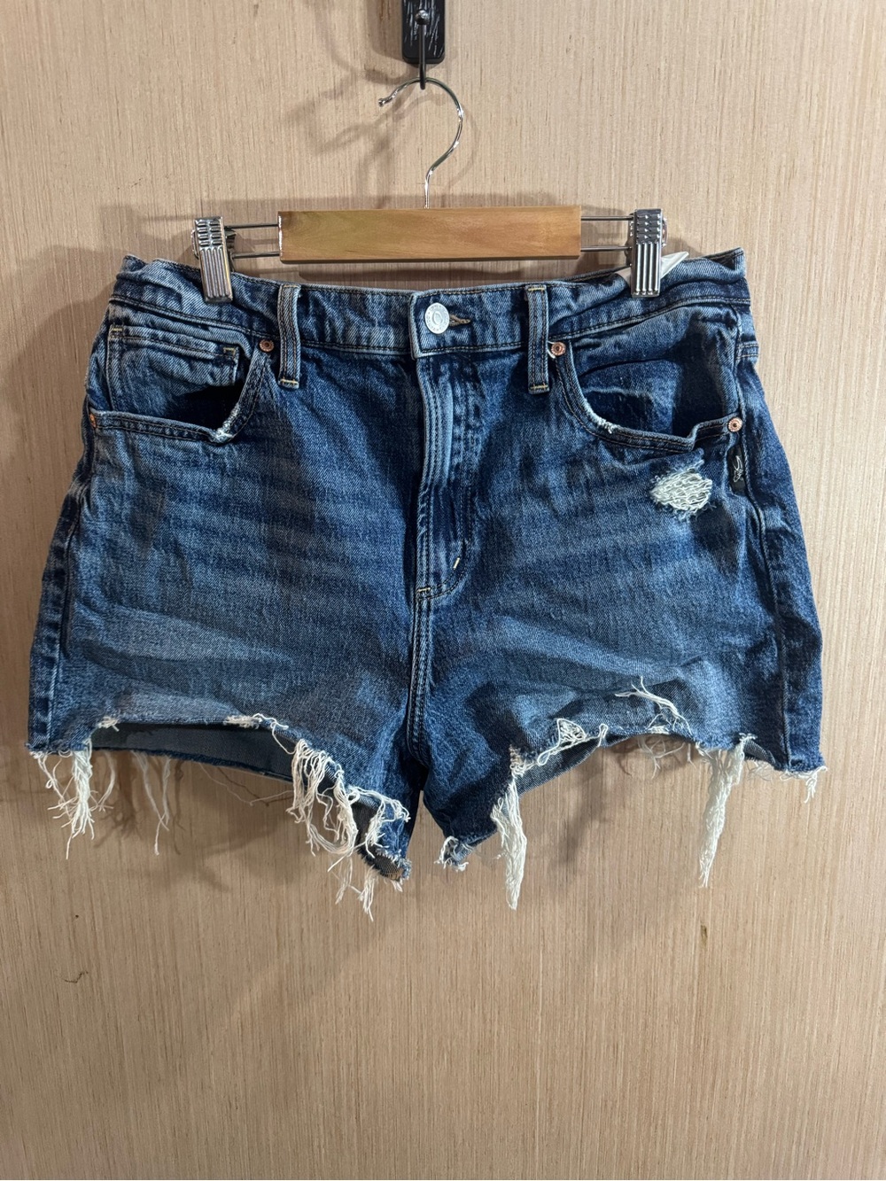 Silver Jeans Co Dark Wash Highly Desirable High-Rise Denim Shorts Size 30